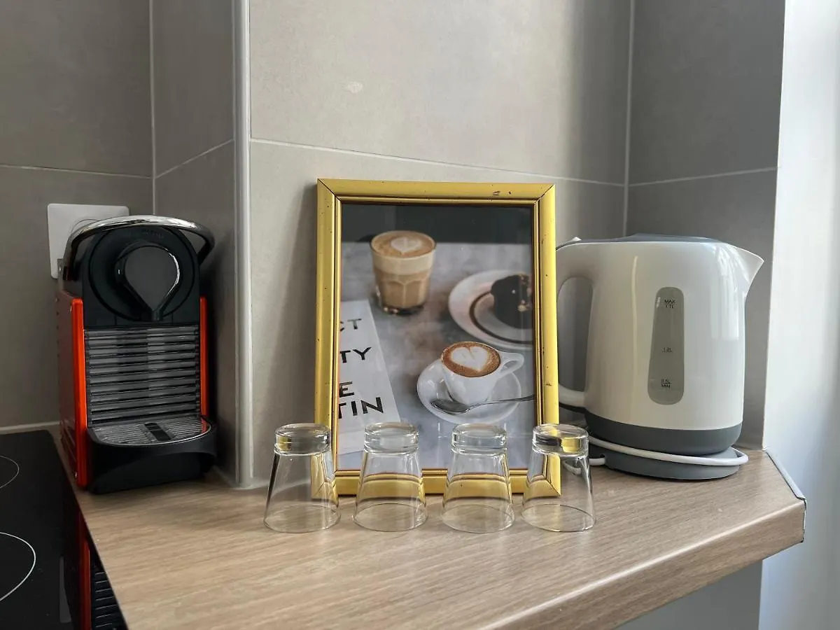 Charming 1 Bedroom Marais Hideaway - Fb17A Paris Apartment